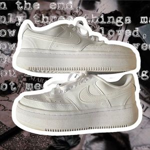 Nike Court Vision Alta